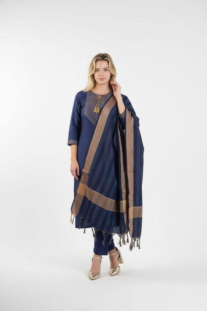 Women Cotton Blend Kurti Pant Dapatta Set